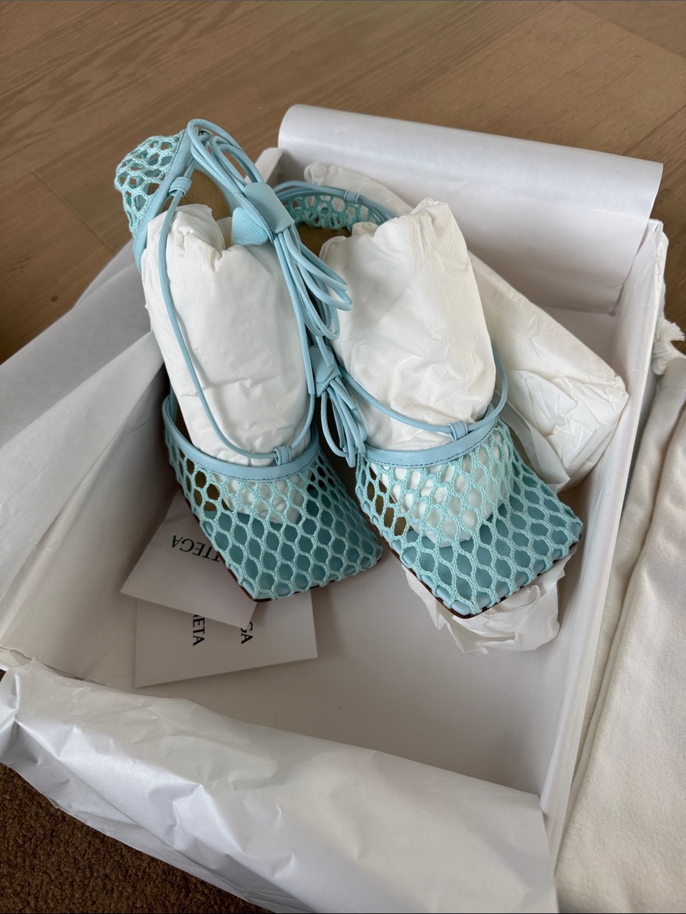New Bottega Veneta Light Blue Lace-Up Heeled Sandals - Picture 5 of 6